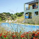Sea Villas, * 斯廷蒂诺